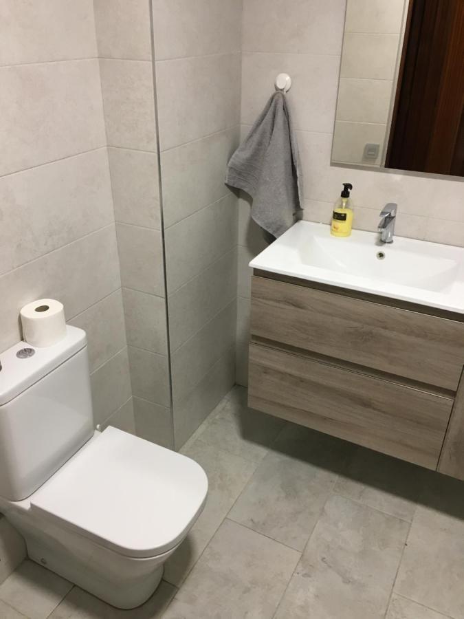 Apartamento Piso Sencillo Y Acogedor Con Parking Gratuito Baranain Exterior foto